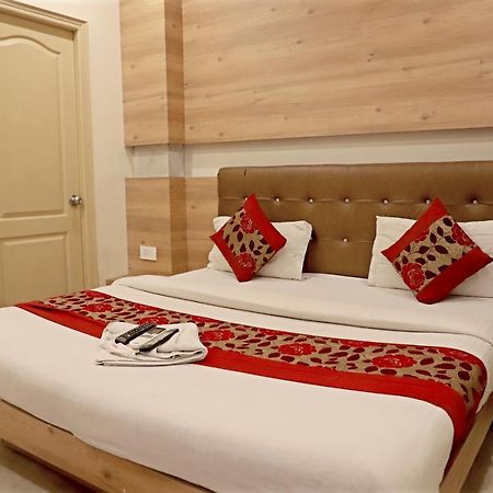 Hotel Klick International At "5 Min Walking " From New Delhi Railway Station Eksteriør bilde
