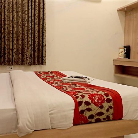 Hotel Klick International At "5 Min Walking " From New Delhi Railway Station Eksteriør bilde