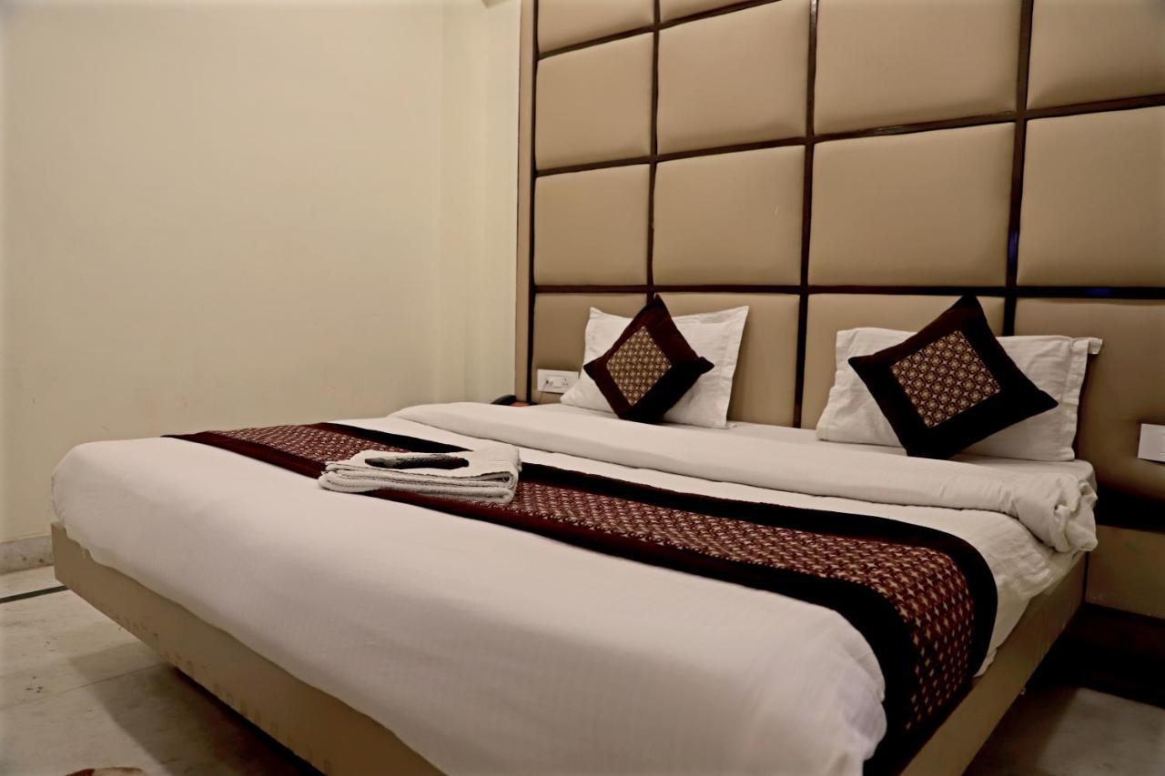 Hotel Klick International At "5 Min Walking " From New Delhi Railway Station Eksteriør bilde