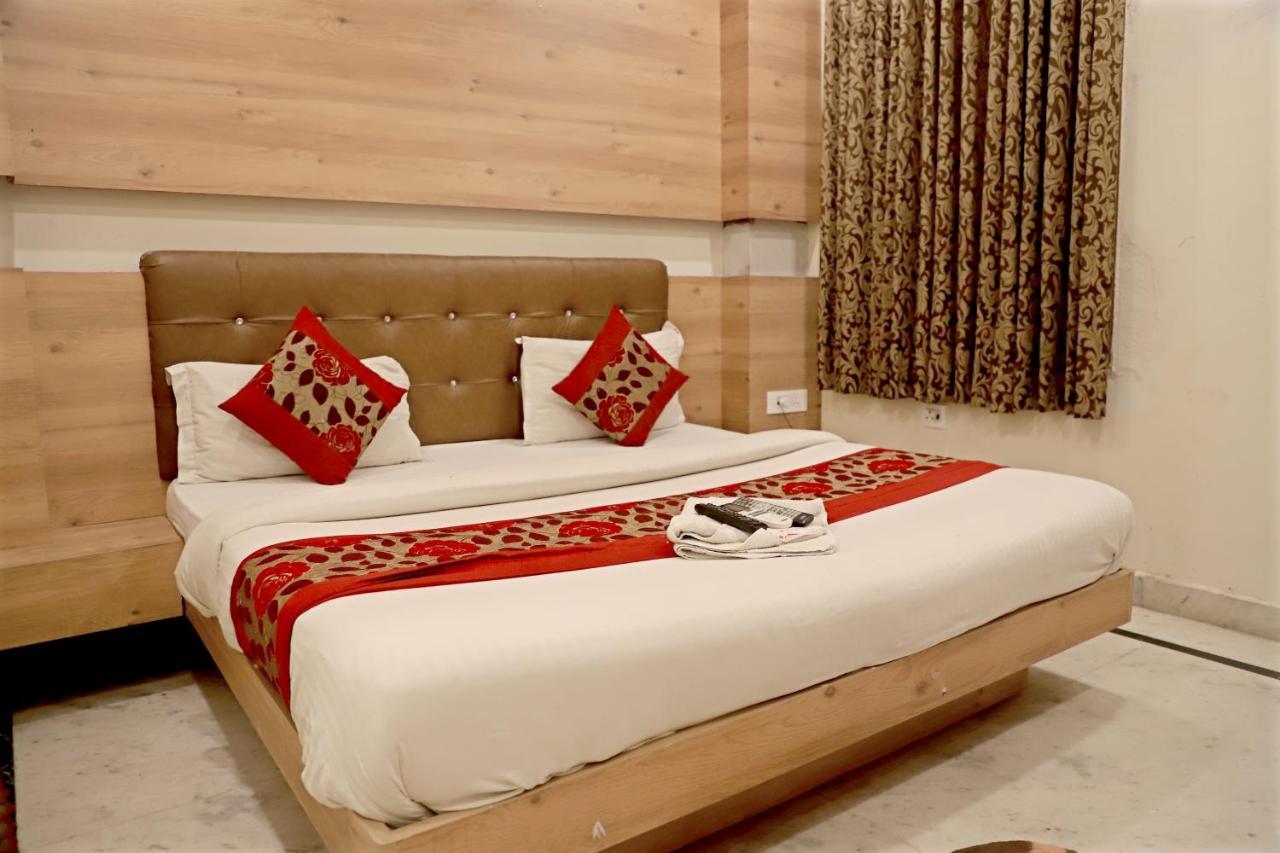Hotel Klick International At "5 Min Walking " From New Delhi Railway Station Eksteriør bilde